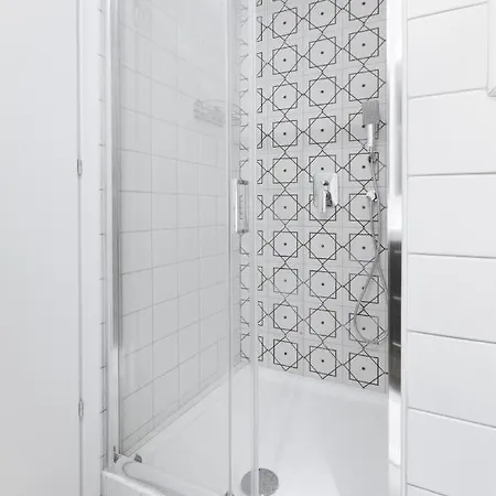 New #3 Design Luxury Appartement Thessalonique