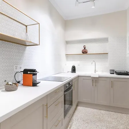 New #3 Design Luxury Appartement Thessalonique